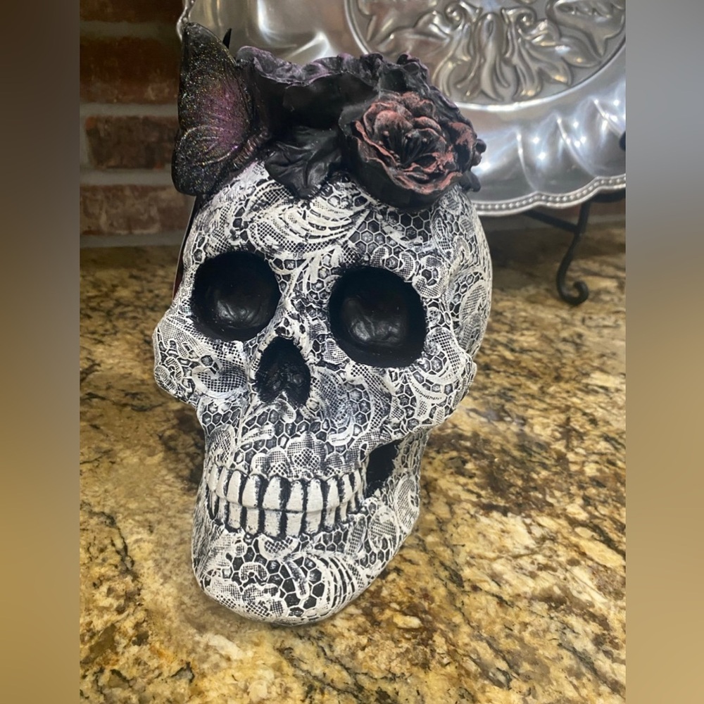 Christian Lacroix Lace embosed floral HALLOWEEN SKULL - Brand new